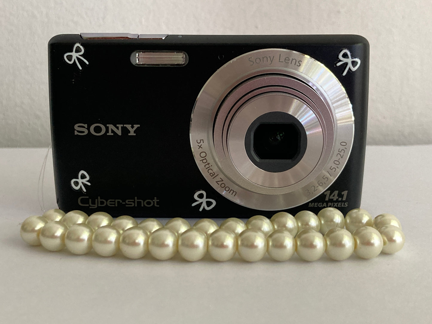 Sony Cyber-Shot DSC-W620 14MP Digital Camera