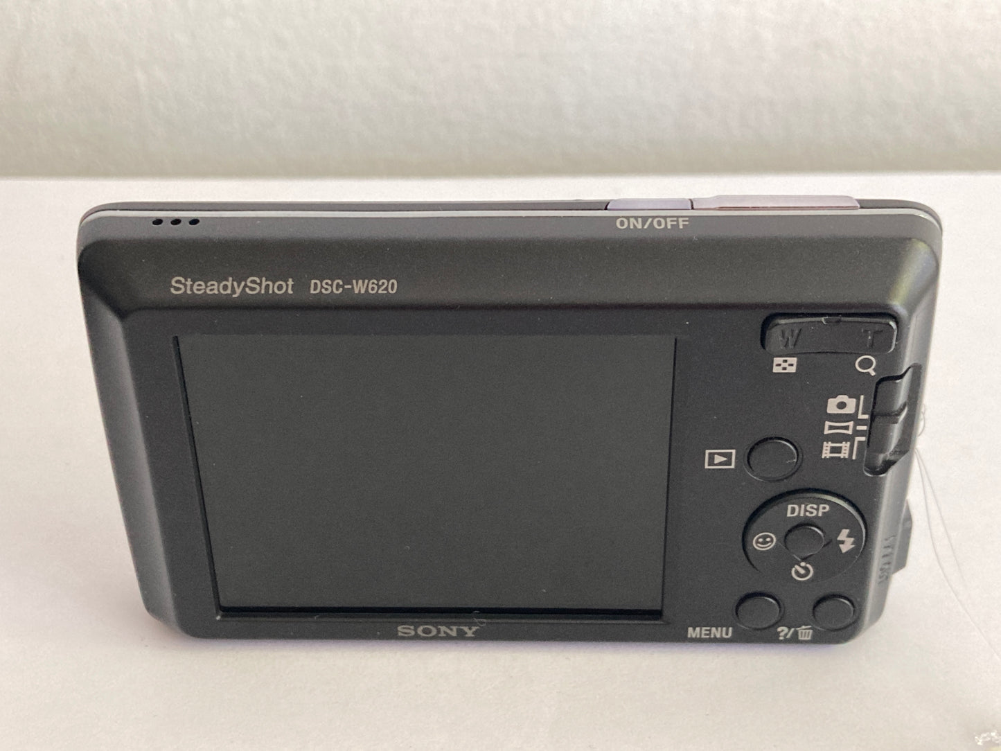 Sony Cyber-Shot DSC-W620 14MP Digital Camera