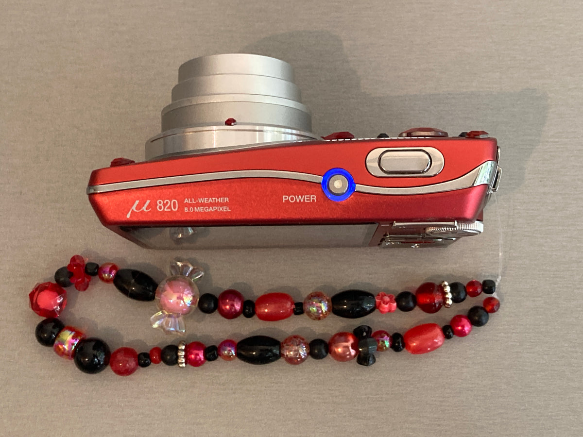 Olympus MJU 820 Red 8MP Digital Camera