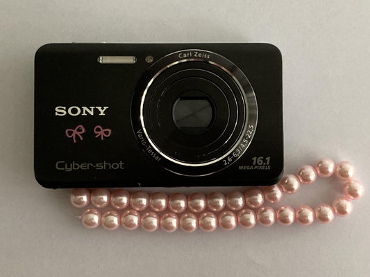 Sony Cyber-Shot DSC-W650 Front